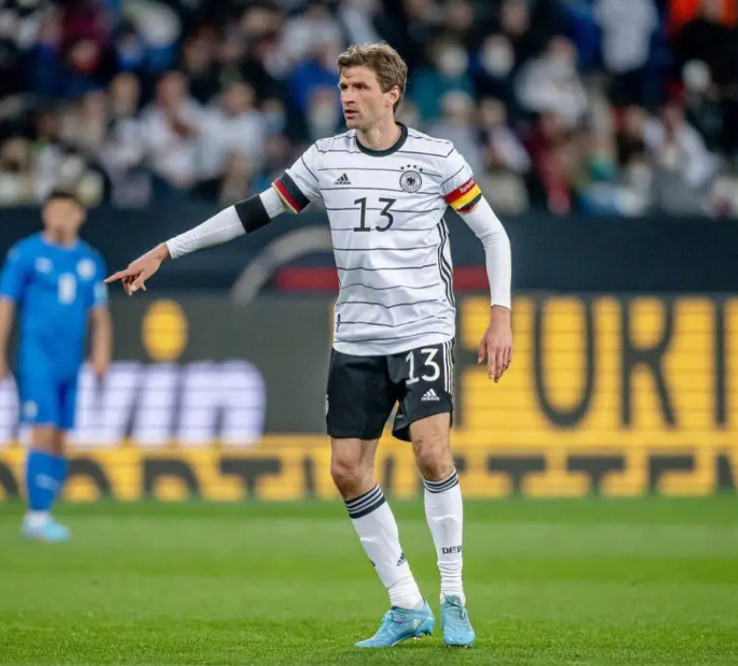 欧洲杯往届表现出色球员盘点：德国前锋穆勒