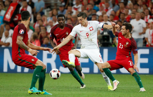 2012欧洲杯：葡萄牙队的逆袭与荣耀之路