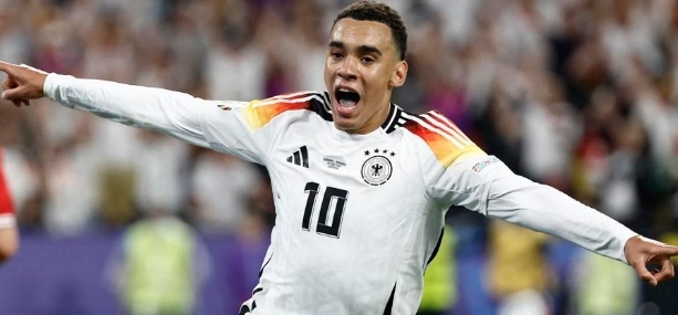 欧洲杯：德国队狂轰 10 球，追平队史单届进球纪录